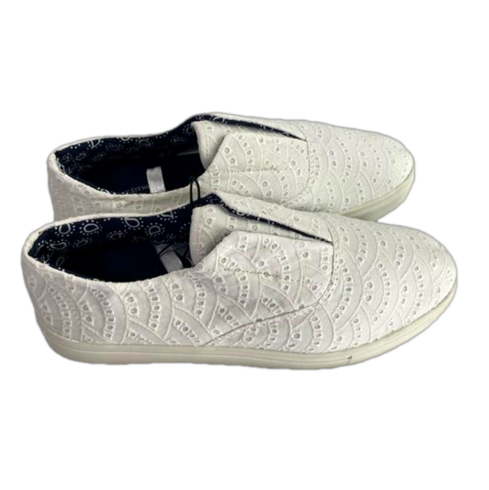 Ashley Stewart White Eyelet Slip On Wide Width Low Top Sneaker SKU0377
